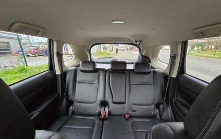 Mitsubishi Outlander III рестайлинг 3, 2018 год, 2 350 000 рублей, 4 фотография