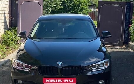 BMW 3 серия, 2014 год, 1 600 000 рублей, 4 фотография