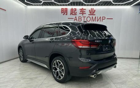 BMW X1, 2022 год, 2 600 000 рублей, 7 фотография