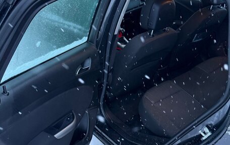 Opel Astra J, 2011 год, 700 000 рублей, 8 фотография