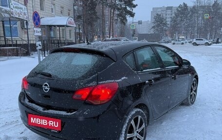Opel Astra J, 2011 год, 700 000 рублей, 3 фотография