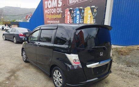 Honda Freed I, 2012 год, 1 180 000 рублей, 3 фотография