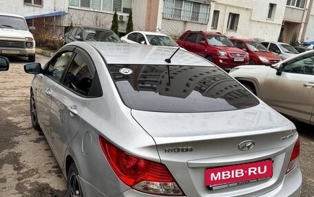 Hyundai Solaris II рестайлинг, 2013 год, 600 000 рублей, 4 фотография