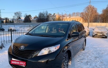 Toyota Sienna III, 2010 год, 1 599 999 рублей, 10 фотография