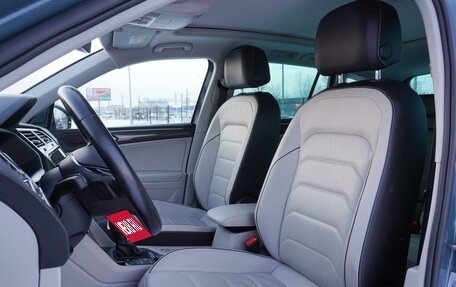 Volkswagen Tiguan II, 2020 год, 2 430 000 рублей, 15 фотография