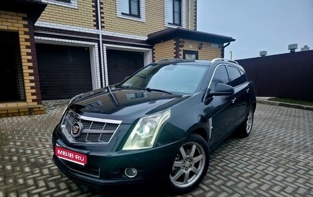 Cadillac SRX II рестайлинг, 2011 год, 1 170 000 рублей, 1 фотография