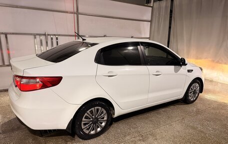 KIA Rio III рестайлинг, 2012 год, 690 000 рублей, 1 фотография