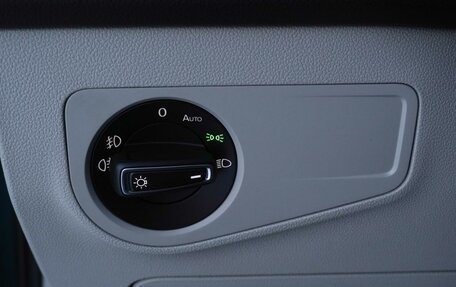 Volkswagen Tiguan II, 2020 год, 2 430 000 рублей, 29 фотография