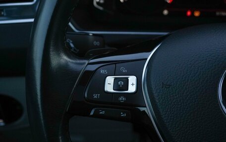 Volkswagen Tiguan II, 2020 год, 2 430 000 рублей, 23 фотография