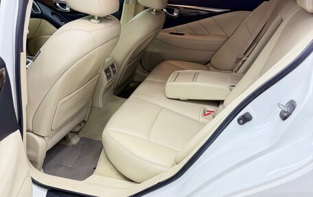 Infiniti Q50 I рестайлинг, 2018 год, 1 370 000 рублей, 8 фотография