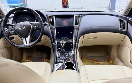 Infiniti Q50 I рестайлинг, 2018 год, 1 370 000 рублей, 9 фотография