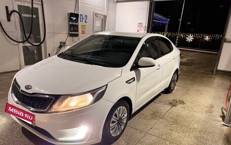 KIA Rio III рестайлинг, 2012 год, 690 000 рублей, 4 фотография