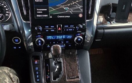 Toyota Alphard III, 2020 год, 8 199 000 рублей, 12 фотография