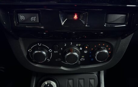 Renault Duster I рестайлинг, 2016 год, 889 888 рублей, 13 фотография