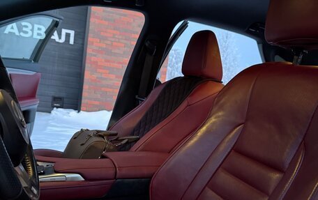 Lexus RX IV рестайлинг, 2018 год, 5 200 000 рублей, 8 фотография