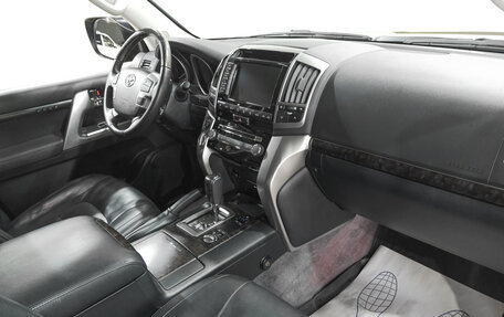 Toyota Land Cruiser 200, 2013 год, 4 799 000 рублей, 7 фотография