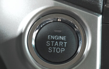 Toyota Land Cruiser 200, 2013 год, 4 799 000 рублей, 20 фотография