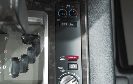 Toyota Land Cruiser 200, 2013 год, 4 799 000 рублей, 18 фотография