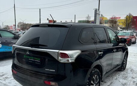 Mitsubishi Outlander III рестайлинг 3, 2013 год, 1 220 000 рублей, 6 фотография
