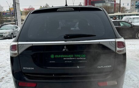 Mitsubishi Outlander III рестайлинг 3, 2013 год, 1 220 000 рублей, 7 фотография