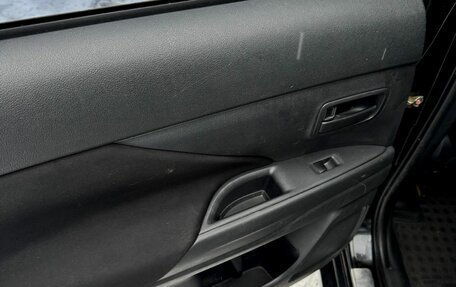 Mitsubishi Outlander III рестайлинг 3, 2013 год, 1 220 000 рублей, 15 фотография