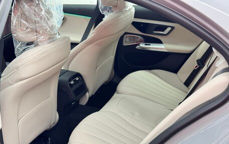 Mercedes-Benz E-Класс, 2025 год, 14 000 000 рублей, 14 фотография