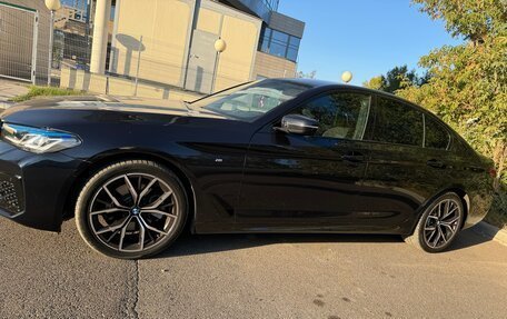 BMW 5 серия, 2019 год, 2 940 000 рублей, 7 фотография