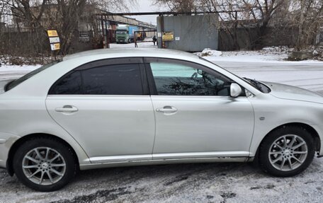 Toyota Avensis III рестайлинг, 2004 год, 530 000 рублей, 4 фотография