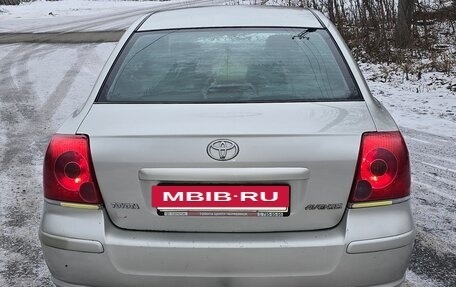Toyota Avensis III рестайлинг, 2004 год, 530 000 рублей, 6 фотография
