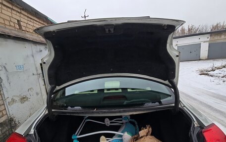 Toyota Avensis III рестайлинг, 2004 год, 530 000 рублей, 17 фотография