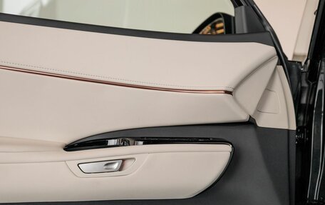 Lexus LM, 2025 год, 17 290 000 рублей, 18 фотография