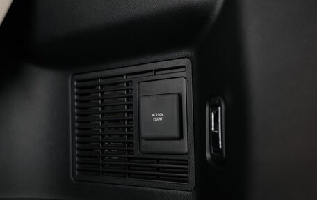 Lexus LM, 2025 год, 17 290 000 рублей, 31 фотография