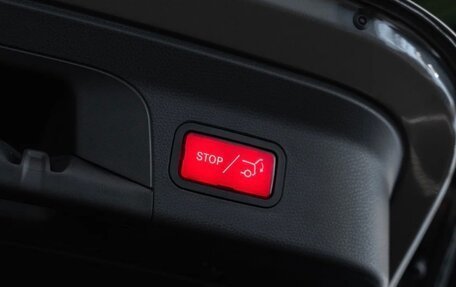 Mercedes-Benz GLC, 2017 год, 4 090 000 рублей, 17 фотография