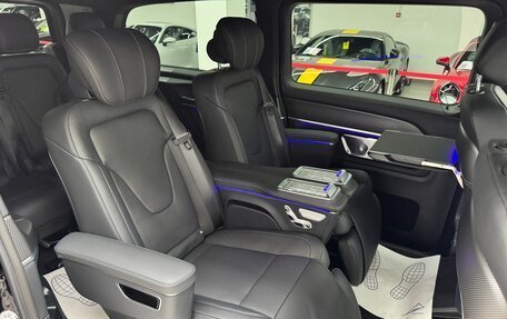 Mercedes-Benz V-Класс, 2025 год, 14 190 000 рублей, 26 фотография