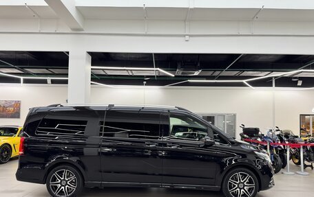 Mercedes-Benz V-Класс, 2022 год, 28 000 000 рублей, 8 фотография