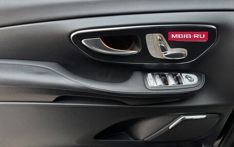 Mercedes-Benz V-Класс, 2022 год, 28 000 000 рублей, 13 фотография