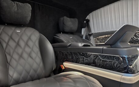 Mercedes-Benz V-Класс, 2022 год, 28 000 000 рублей, 31 фотография