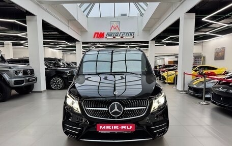 Mercedes-Benz V-Класс, 2022 год, 28 000 000 рублей, 40 фотография