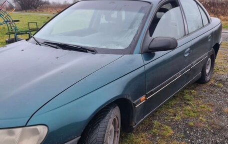 Opel Omega B, 1995 год, 210 000 рублей, 2 фотография