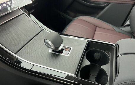 Land Rover Range Rover Evoque II, 2025 год, 17 фотография