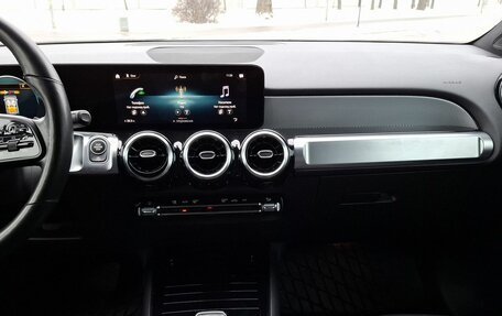 Mercedes-Benz GLB, 2021 год, 4 131 000 рублей, 24 фотография