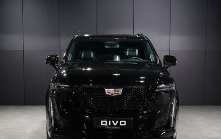 Cadillac Escalade V, 2023 год, 13 900 000 рублей, 2 фотография