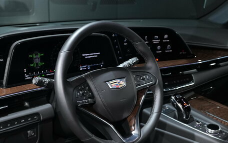 Cadillac Escalade V, 2023 год, 13 900 000 рублей, 14 фотография