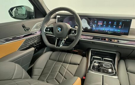 BMW 7 серия, 2025 год, 24 670 000 рублей, 13 фотография