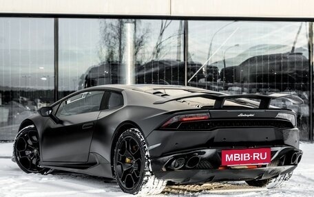 Lamborghini Huracán, 2018 год, 16 900 000 рублей, 2 фотография