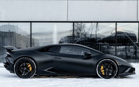 Lamborghini Huracán, 2018 год, 16 900 000 рублей, 8 фотография