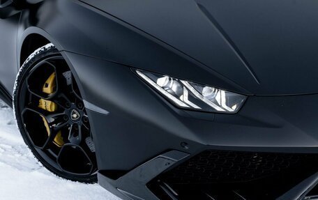 Lamborghini Huracán, 2018 год, 16 900 000 рублей, 11 фотография