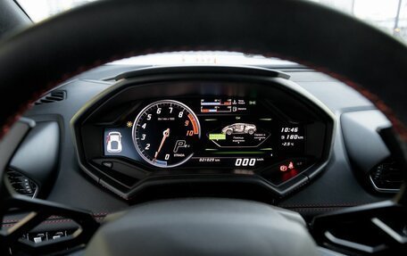 Lamborghini Huracán, 2018 год, 16 900 000 рублей, 32 фотография