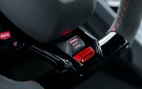 Lamborghini Huracán, 2018 год, 16 900 000 рублей, 35 фотография