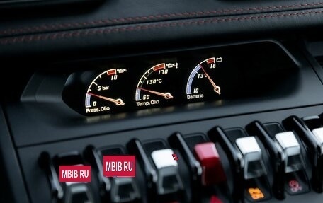 Lamborghini Huracán, 2018 год, 16 900 000 рублей, 38 фотография